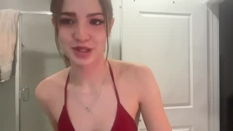Stella Quinnn online show from August 3, 5:14 am