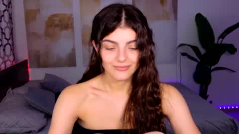 StellaRainbow online show from August 2, 7:59 am