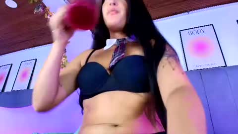 Stephany Malibu online show from September 1, 4:30 pm