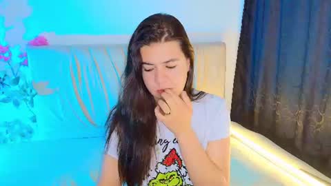 Marie  online show from July 28, 8:20 am