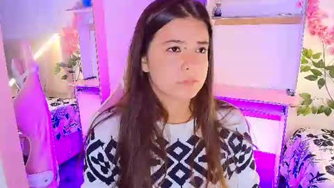 Marie  online show from August 3, 5:58 am