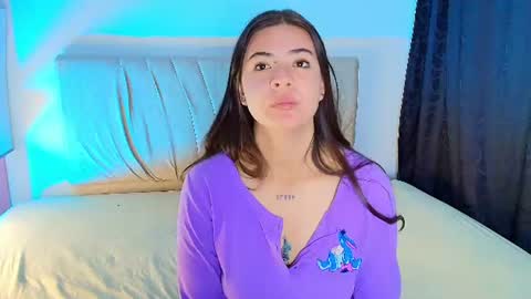 Marie  online show from August 12, 5:43 am