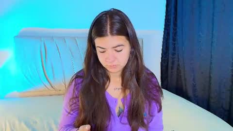 Marie  online show from August 12, 6:49 am