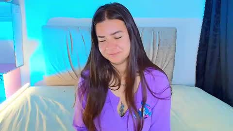 Marie  online show from August 12, 7:54 am