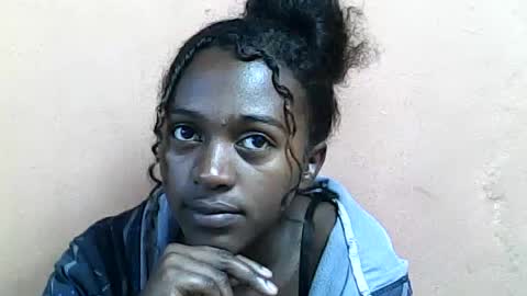 stephania12112343 online show from July 26, 5:56 am
