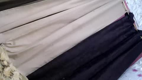 steph online show from August 13, 6:27 am