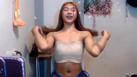 stephanie_zee online show from August 4, 12:51 am