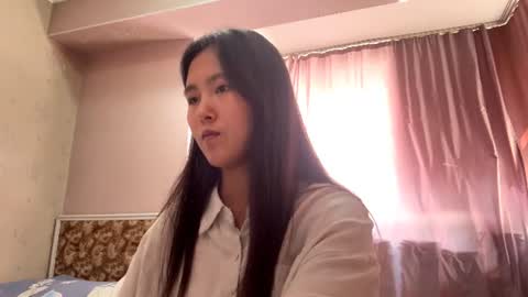 Elly online show from August 7, 9:20 am