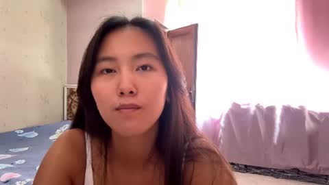 Elly online show from August 10, 6:04 am