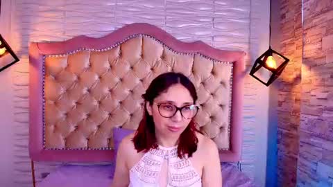 Stephaniesun  online show from August 8, 1:44 pm