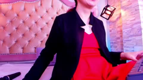 Stephaniesun  online show from August 11, 7:27 pm
