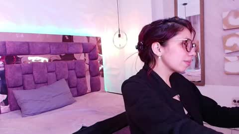 Stephaniesun  online show from August 14, 10:24 pm