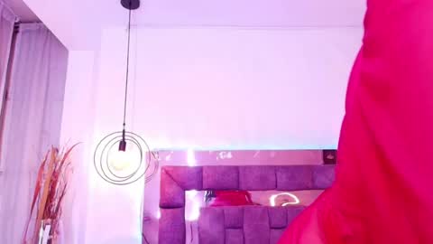 Stephaniesun  online show from August 15, 5:50 pm