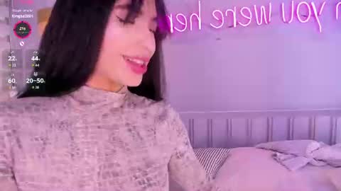 Stephany online show from August 1, 5:52 pm