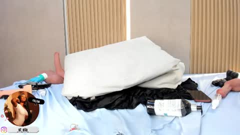 Stephany online show from August 15, 2:04 am