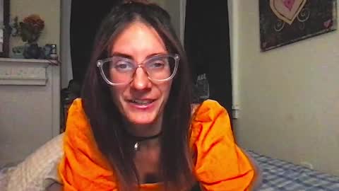 stephielynnnnn online show from August 17, 1:54 am