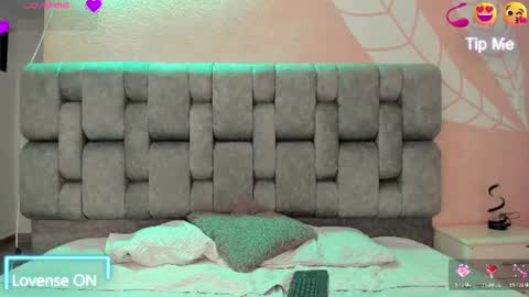 stevenandlaura_ online show from August 7, 12:54 am