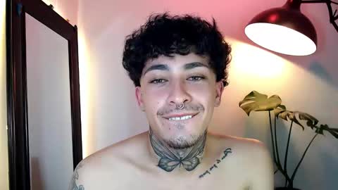 Daniel Steven Navarro online show from April 9, 9:41 pm