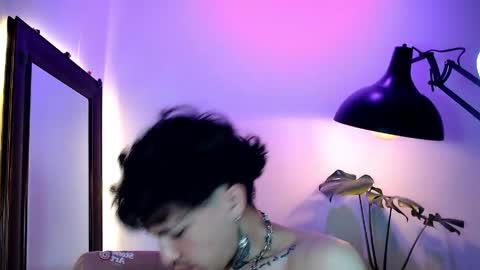 Daniel Steven Navarro online show from April 10, 12:26 am