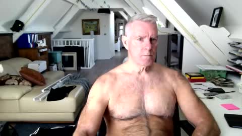 stevetwo online show from April 21, 11:49 am