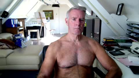 stevetwo online show from July 28, 8:42 am