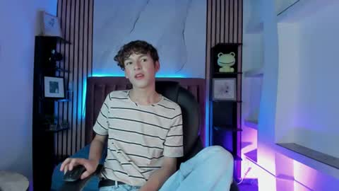 Sthepano  online show from July 21, 3:43 am