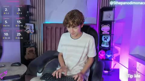 Sthepano  online show from August 4, 4:42 am
