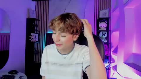 Sthepano  online show from August 9, 2:56 am