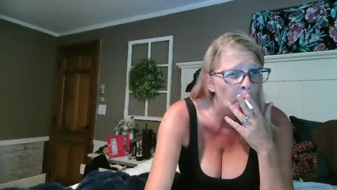 Stickywethoney online show from August 12, 2:19 pm