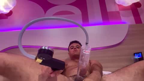 stikkkk332102 online show from May 3, 9:31 pm