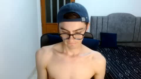 stiv_grant online show from July 30, 1:02 am
