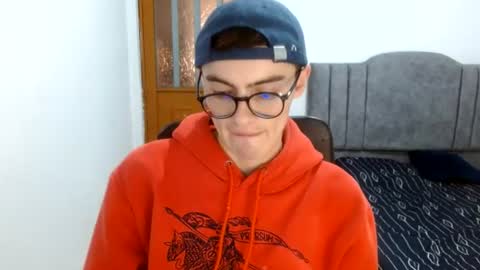 stiv_grant online show from July 30, 3:52 pm