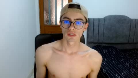 stiv_grant online show from July 31, 12:33 pm