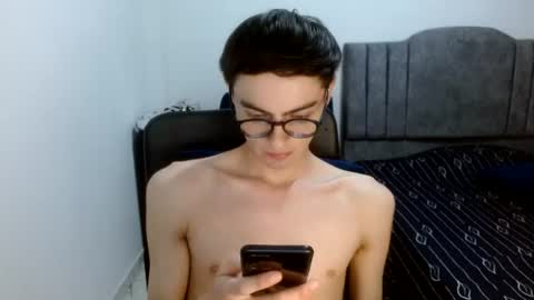 stiv_grant online show from August 3, 11:45 pm