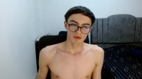 stiv_grant online show from August 4, 12:51 am