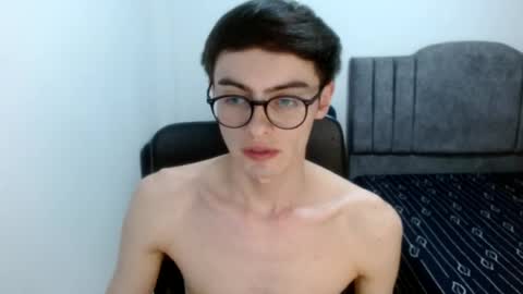 stiv_grant online show from August 11, 2:02 am