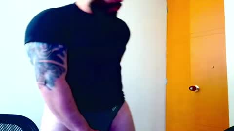 stiven253958 online show from July 23, 3:25 pm