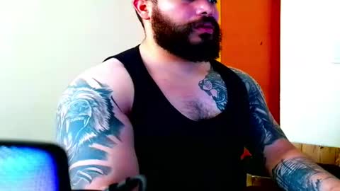 stiven253958 online show from August 4, 4:04 pm
