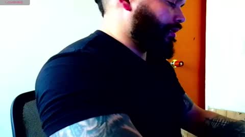 stiven253958 online show from August 13, 8:01 pm