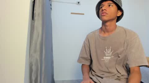 stiven_cum2 online show from June 19, 4:12 am
