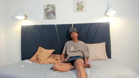 stiven_cum2 online show from June 20, 4:51 pm