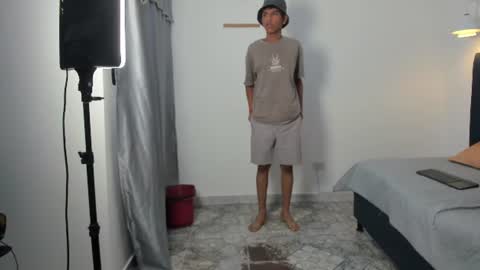stiven_cum2 online show from June 20, 8:09 pm