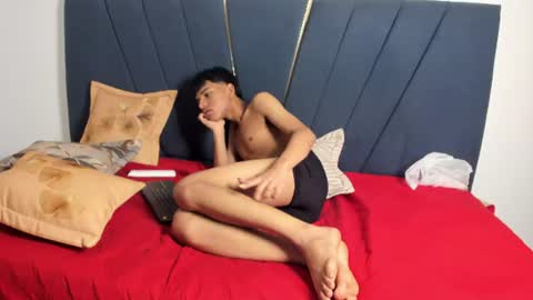 stiven_cum2 online show from June 26, 6:50 am
