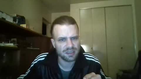 stockingsnfeet online show from May 14, 2:33 am