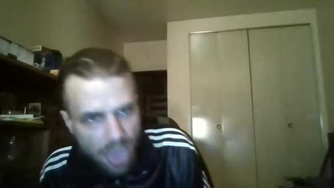 stockingsnfeet online show from May 21, 1:40 am