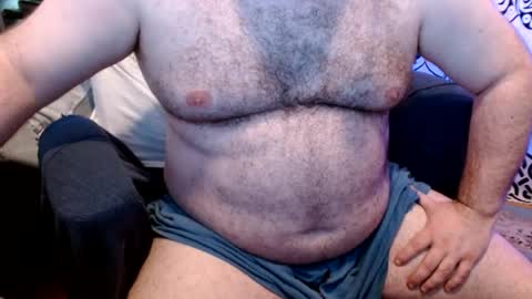 stonerbear42 online show from August 5, 11:30 am