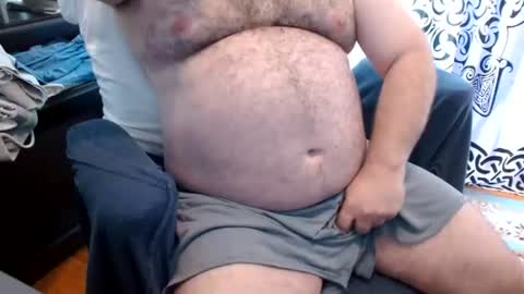 stonerbear42 online show from August 12, 11:34 am