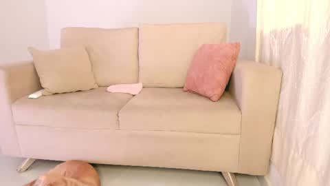 Zoe online show from July 29, 6:15 pm