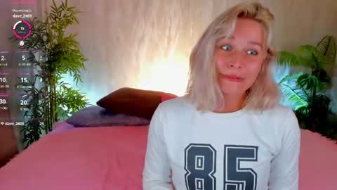 stormmbaby online show from August 10, 11:11 am