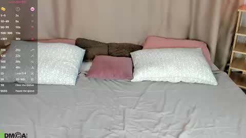 stormmbaby online show from August 12, 3:25 pm
